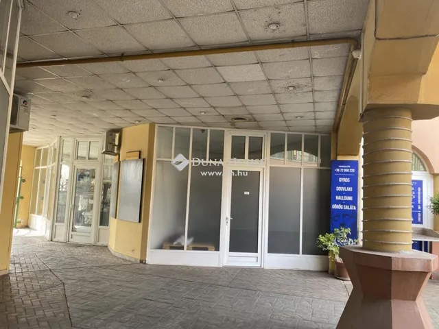 Eladó kereskedelmi és ipari ingatlan Pécs, Belváros 110 nm