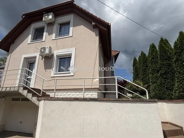 Eladó ház Pécs 129 nm