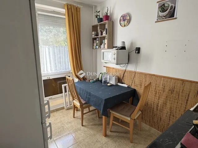 Eladó lakás Pécs, Kertváros 57 nm