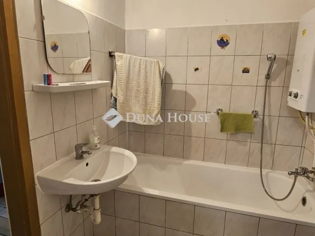 Eladó ház Pécs, Ledina 111 nm