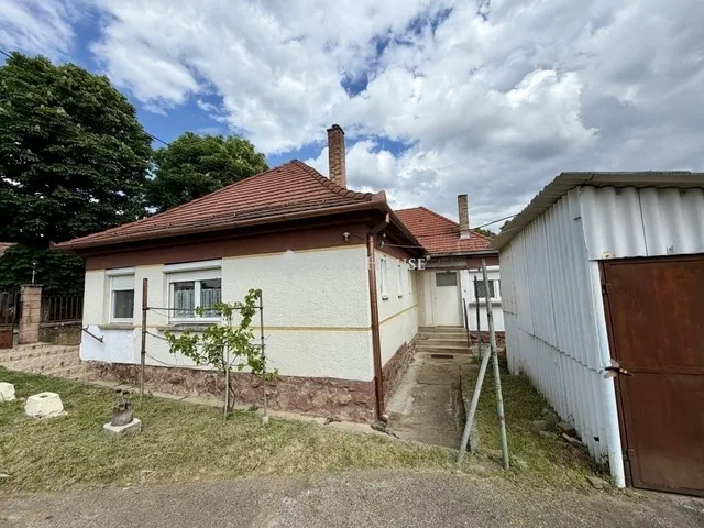 Eladó ház Pécs, Ledina 92 nm