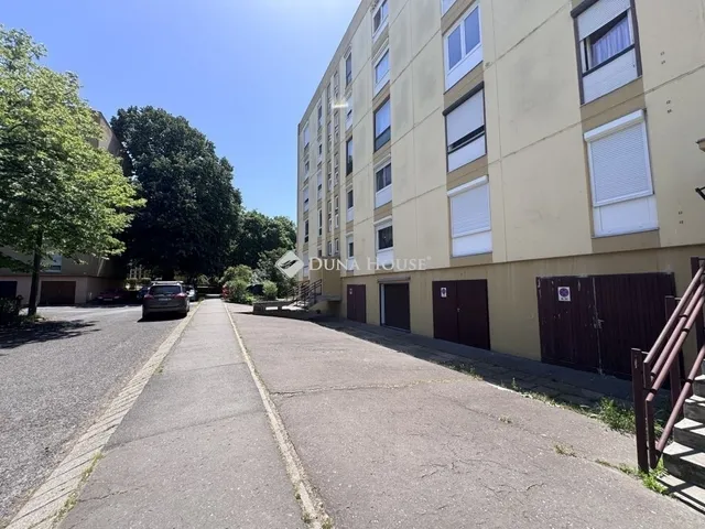 Eladó lakás Pécs, Kertváros 54 nm