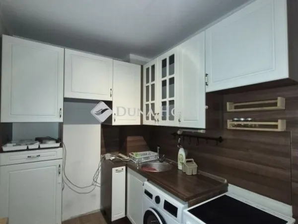 Eladó lakás Pécs, Kertváros 64 nm