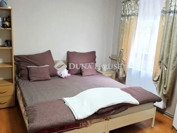 Eladó ház Pécs, Újhegy 163 nm