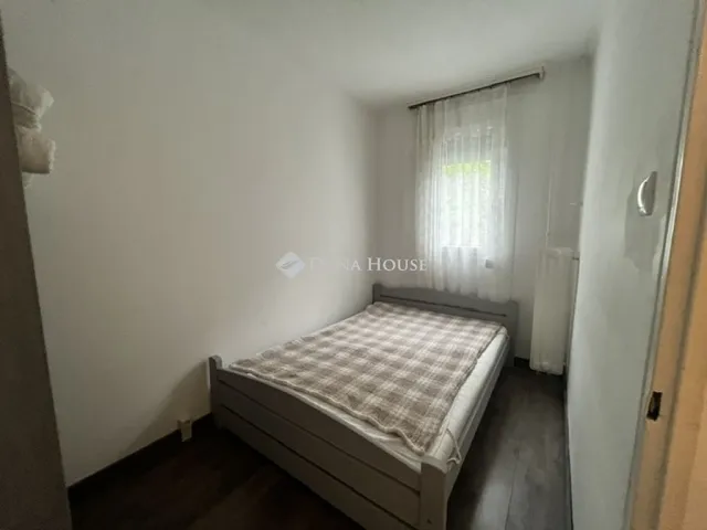 Eladó lakás Pécs, Kertváros 35 nm
