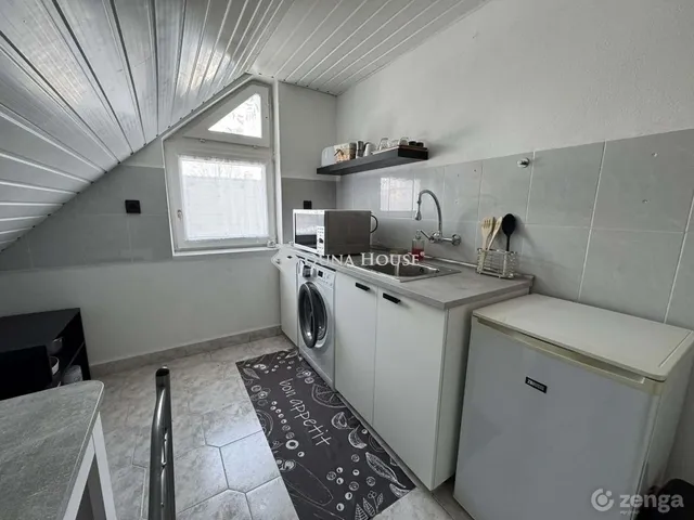 Eladó ház Pécs, Szabolcsfalu 198 nm