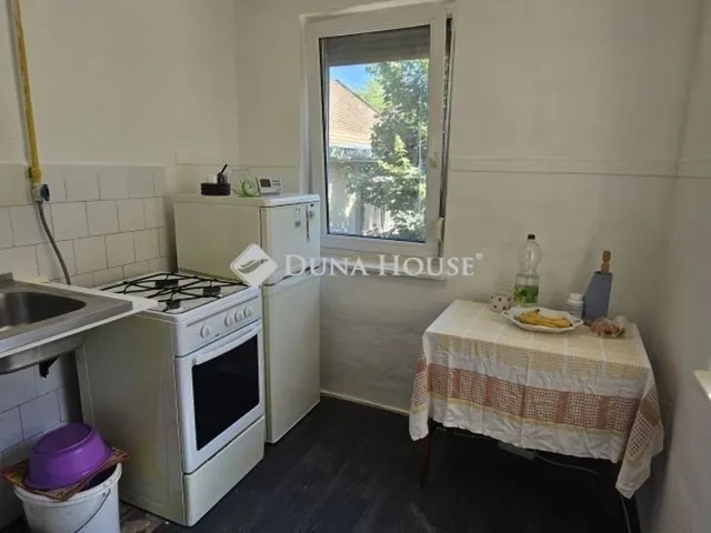 Eladó ház Pécs, Ledina 111 nm
