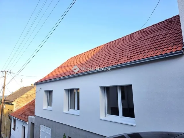 Eladó lakás Pécs, Tettye 178 nm