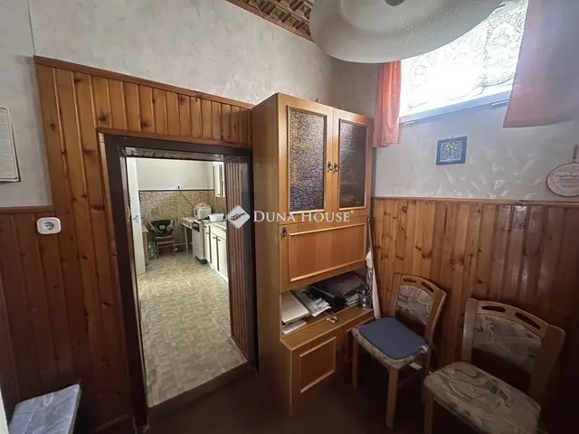 Eladó ház Máriakéménd 246 nm