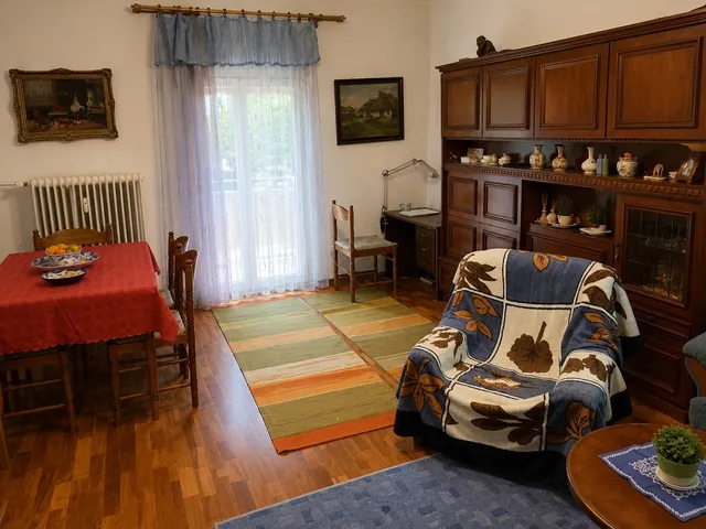 Eladó lakás Pécs, Egyetemváros 54 nm