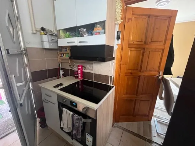 Eladó lakás Pécs, Tettye 28 nm