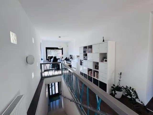 Eladó ház Pécs, Mecsekoldal 174 nm