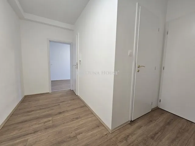 Eladó lakás Pécs, Kertváros 47 nm