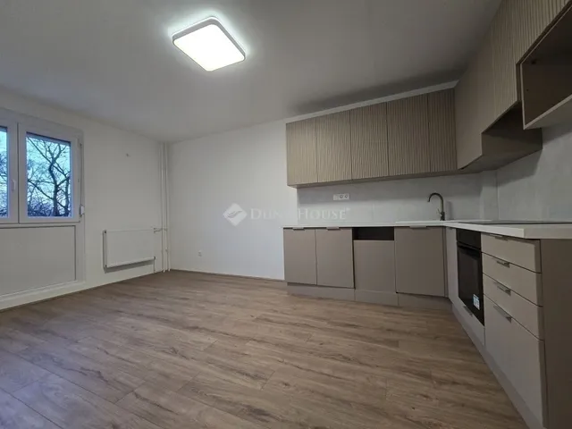 Eladó lakás Pécs, Kertváros 47 nm