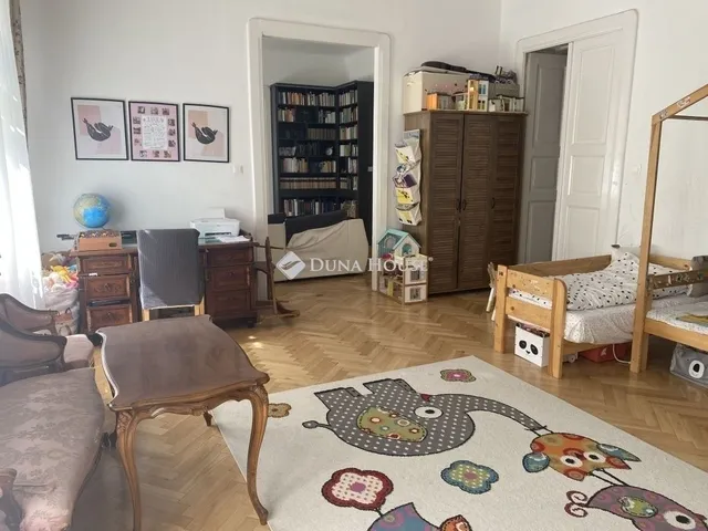 Eladó lakás Pécs, Belváros 132 nm