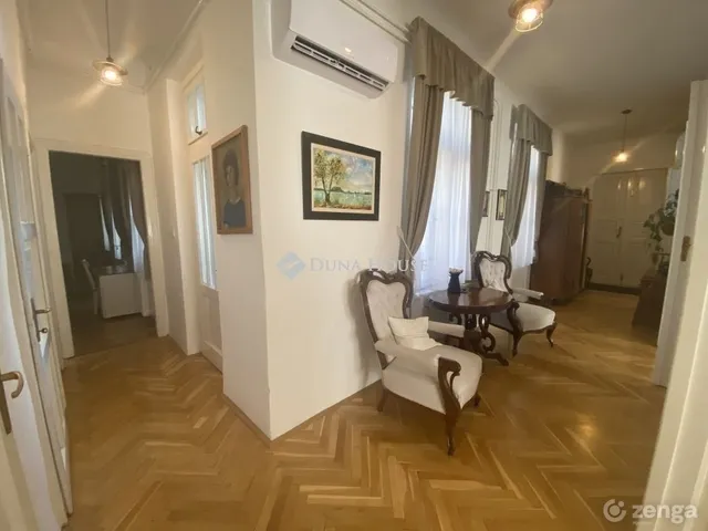 Eladó lakás Pécs, Belváros 132 nm