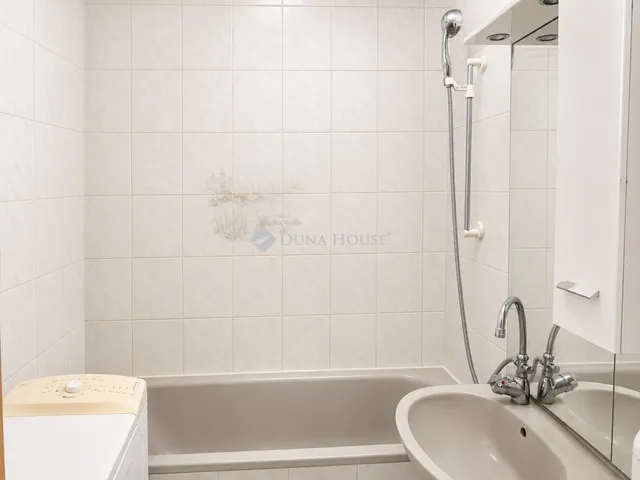 Eladó lakás Pécs, Kertváros 39 nm