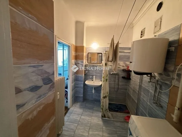 Eladó lakás Pécs, Uránváros 56 nm