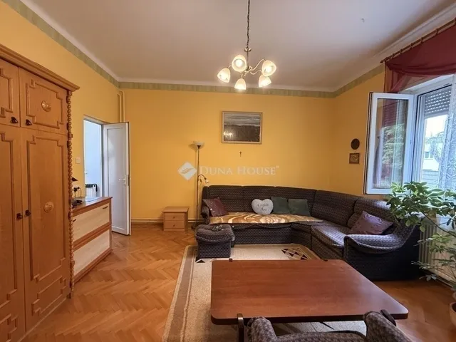 Eladó ház Pécs, Kertváros 121 nm