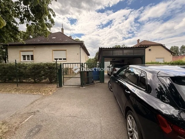 Eladó ház Pécs, Kertváros 121 nm