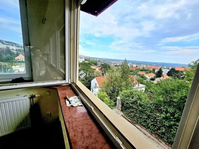 Eladó ház Pécs 350 nm