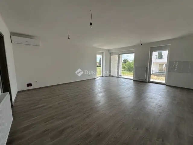 Eladó lakás Pécs 134 nm