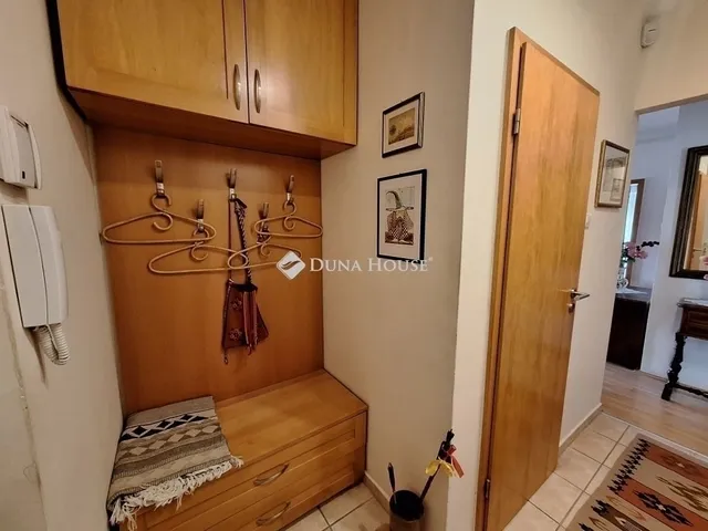 Eladó lakás Pécs, Rigóder 70 nm