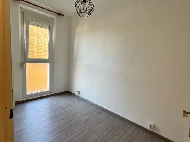 Eladó lakás Pécs, Egyetemváros 35 nm