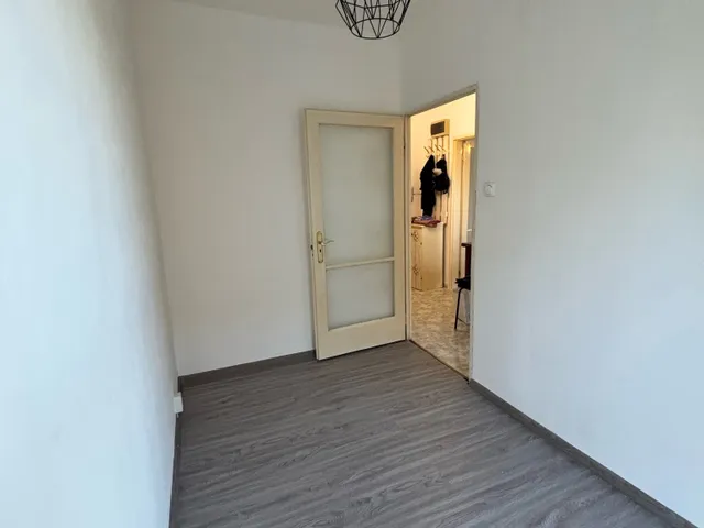 Eladó lakás Pécs, Egyetemváros 35 nm