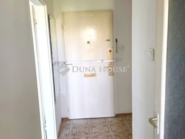 Eladó lakás Pécs, Kertváros 46 nm
