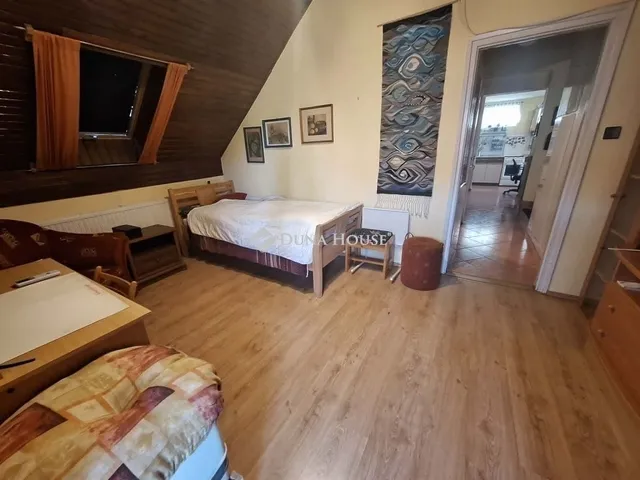 Eladó ház Pécs, Piricsizma 235 nm