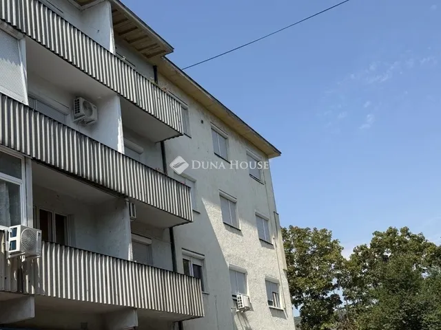 Eladó lakás Pécs, Ledina 60 nm
