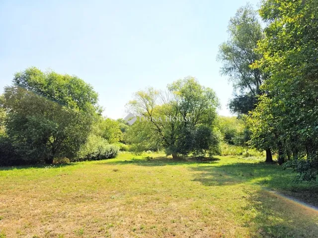 Eladó telek Kozármisleny 1856 nm