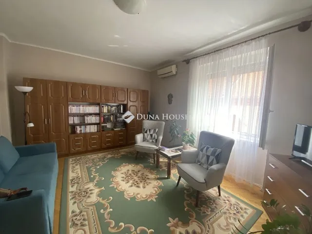 Eladó lakás Pécs 61 nm