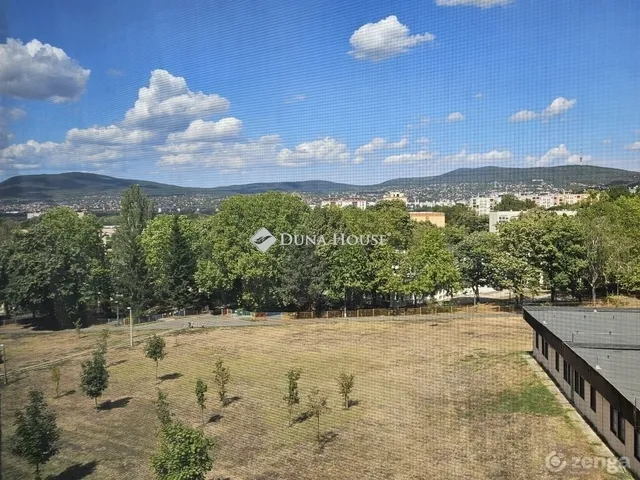Eladó lakás Pécs, Kertváros 59 nm