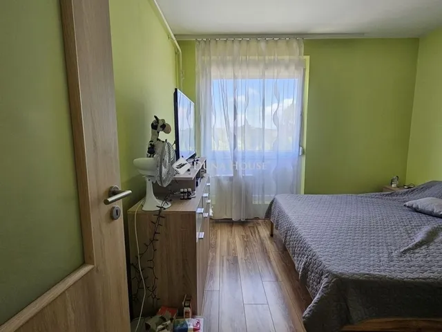 Eladó lakás Pécs, Kertváros 59 nm