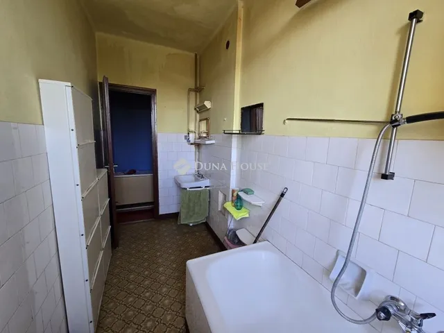 Eladó lakás Szentlőrinc 49 nm