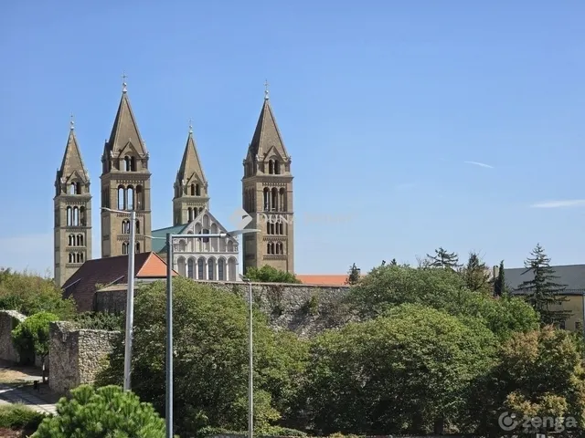 Eladó lakás Pécs, Belváros 64 nm