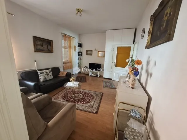 Eladó lakás Pécs 128 nm