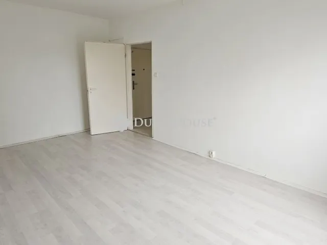 Eladó lakás Pécs, Kertváros 35 nm