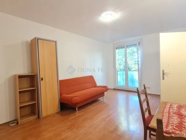 Eladó lakás Pécs, Uránváros 39 nm