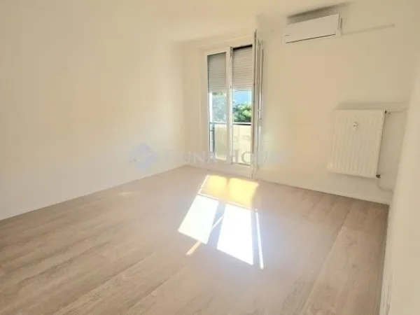 Eladó lakás Pécs, Uránváros 54 nm