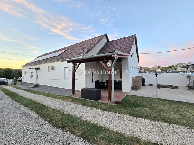 Eladó ház Magyarbóly 150 nm