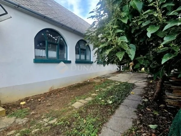 Eladó ház Garé 140 nm