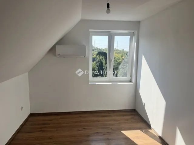 Eladó ház Pécs, Újhegy 114 nm