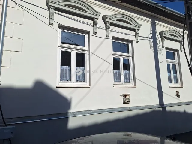 Eladó lakás Pécs, Belváros 60 nm