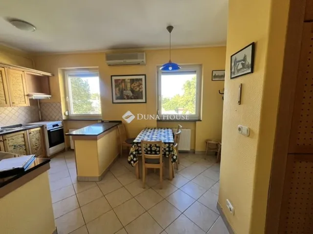 Eladó lakás Pécs, Belváros 71 nm