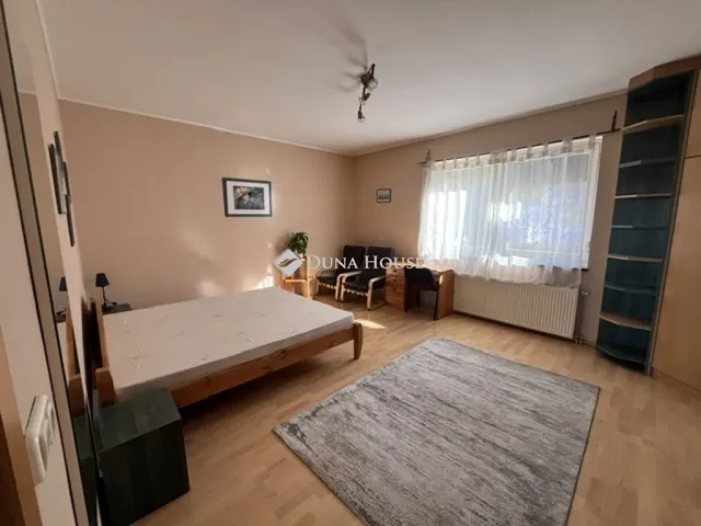 Eladó lakás Pécs, Belváros 71 nm