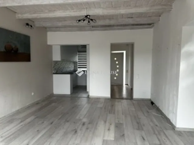 Eladó ház Pécs, Makár 77 nm