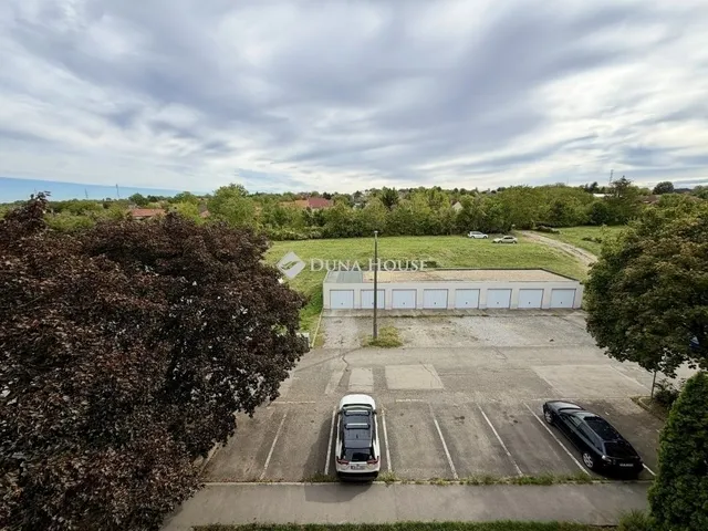 Eladó lakás Pécs 67 nm